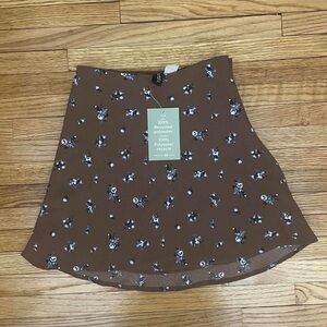 BNWT H&M Divided brown floral skirt